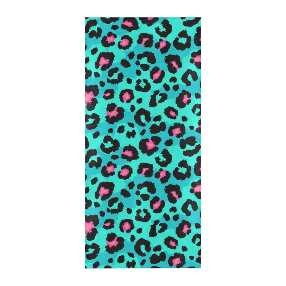 Green leopard skin print pattern Beach Towel