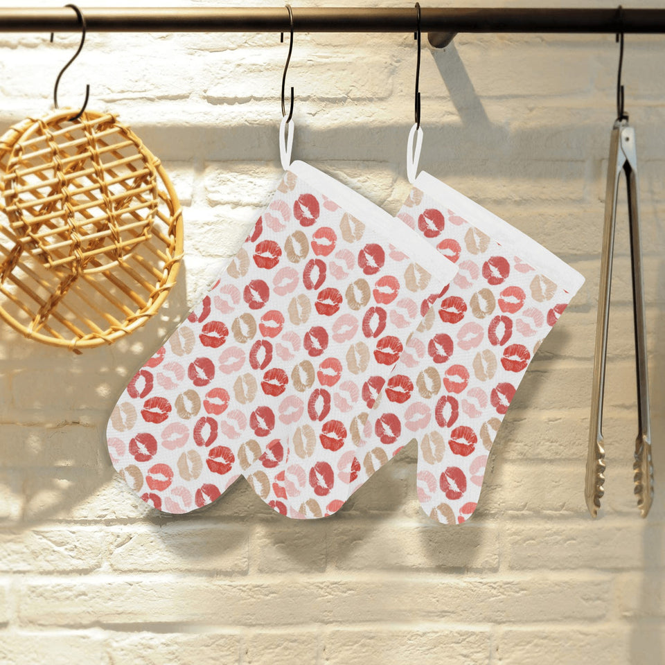 Lips Pattern Print Design 04 Heat Resistant Oven Mitts