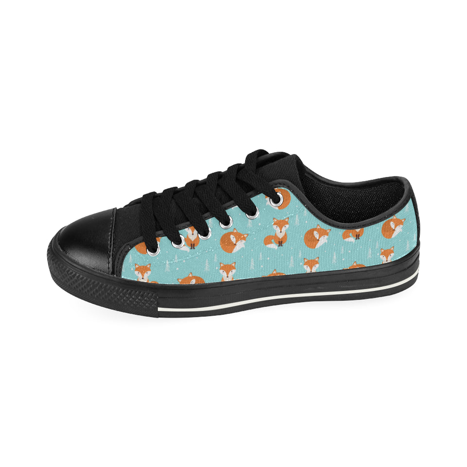Fox pattern blue b ackground Men's Low Top Canvas Shoes Black