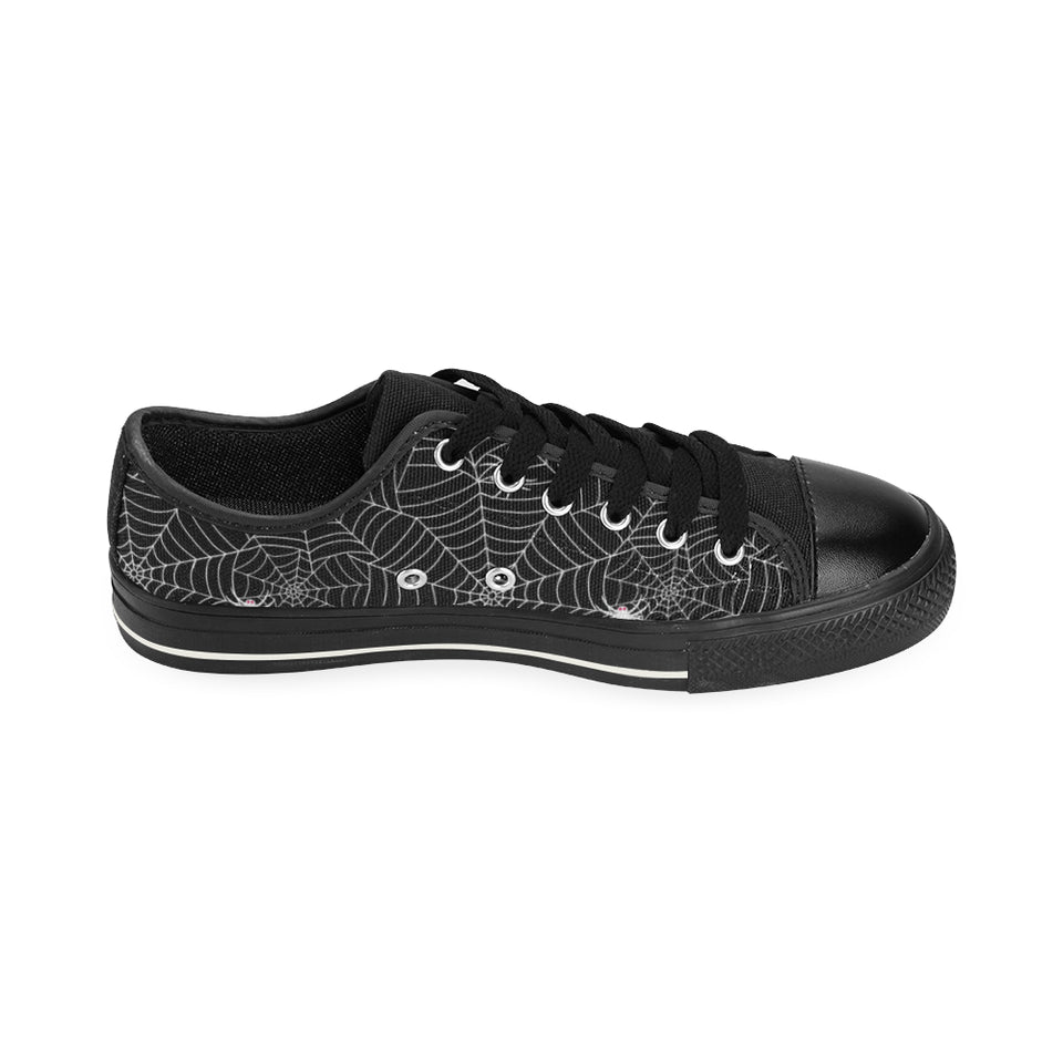 Spider web design pattern Black background white c Men's Low Top Canvas Shoes Black
