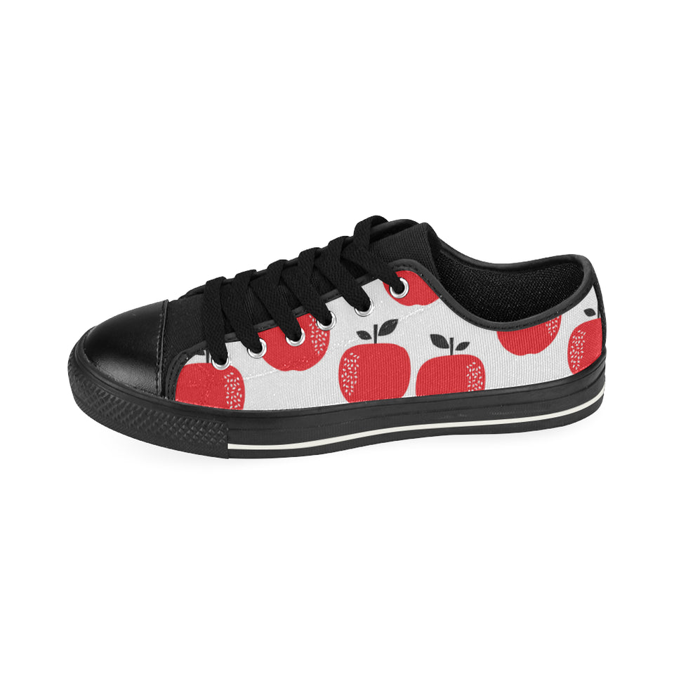 red apples white background Men's Low Top Canvas Shoes Black