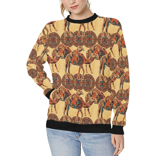 Camel polynesian tribal design pattern Women's Crew Neck Sweatshirt