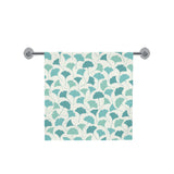 Green ginkgo leaves pattern Bath Towel