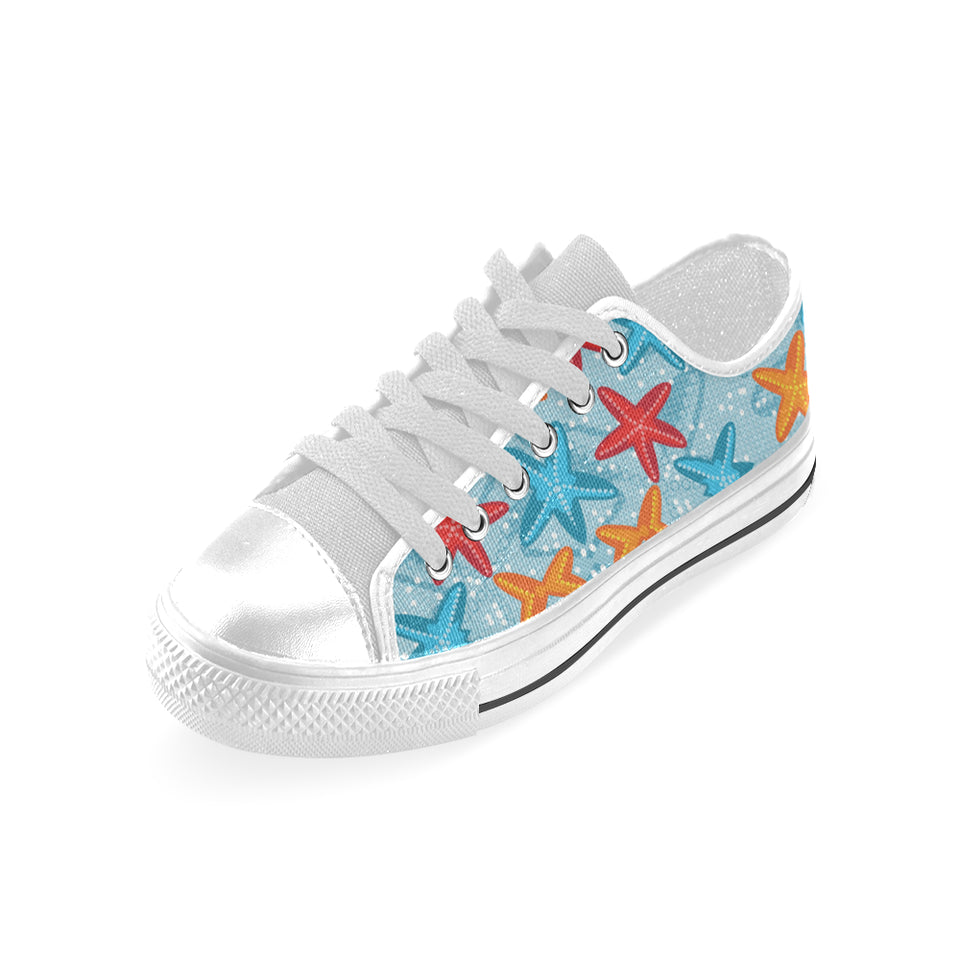 Blue red orange starfish pattern Men's Low Top Shoes White