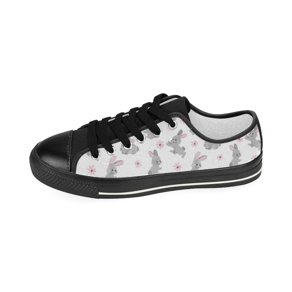 Watercolor cute rabbit pattern Women's Low Top Canvas Shoes Black