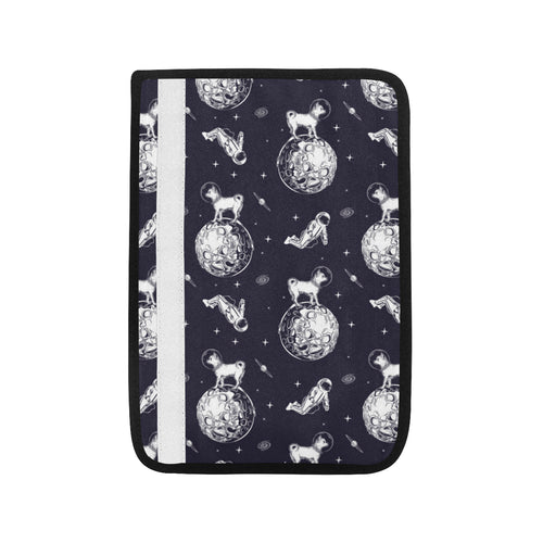 Chihuahua space helmet. astronaut pattern Car Seat Belt Cover