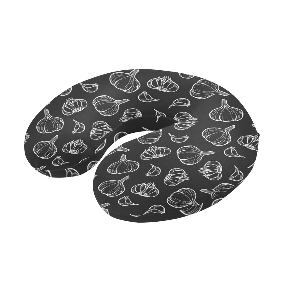Garlic pattern black background U-Shaped Travel Neck Pillow