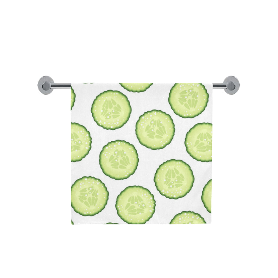 Cucumber slices pattern Bath Towel