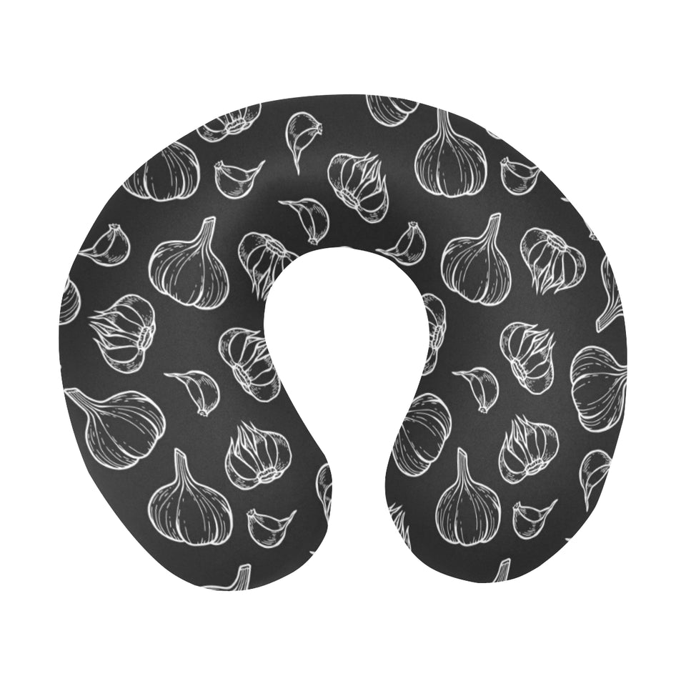 Garlic pattern black background U-Shaped Travel Neck Pillow