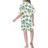blueberry white background Kids' Boys' Girls' V-Neck Short Pajama Set
