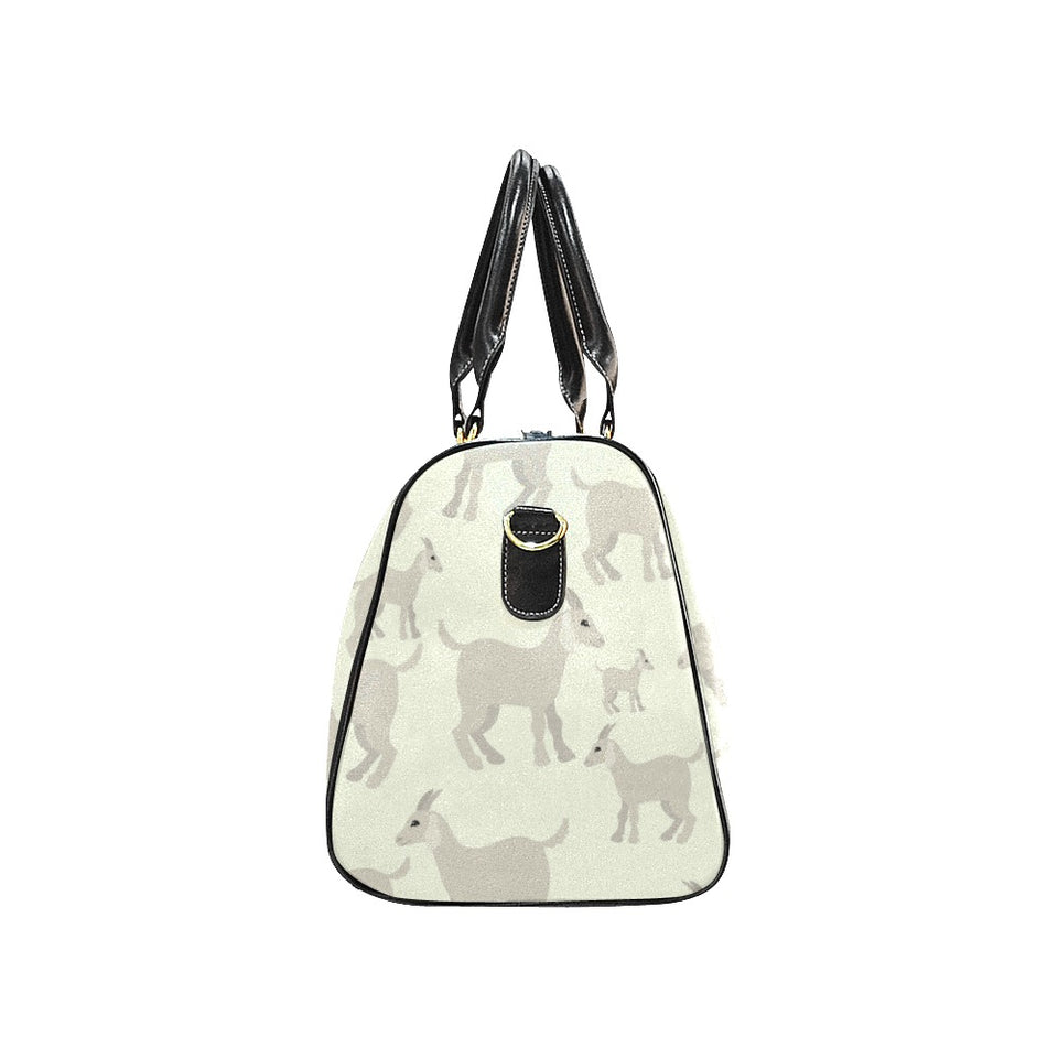 Little young goat pattern Travel Bag