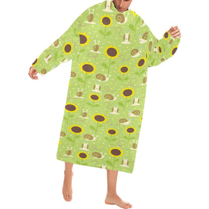 Snail Pattern Print Design 01 Blanket Robe with Sleeves