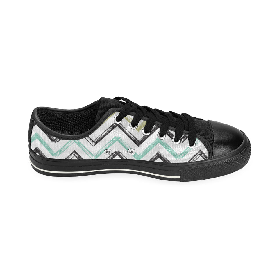 zigzag  chevron paint pattern Men's Low Top Canvas Shoes Black