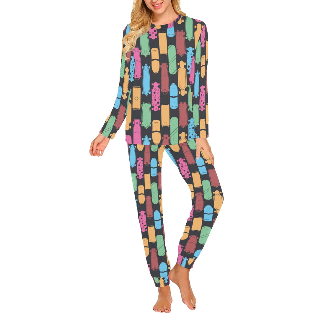 Skate Board Pattern Print Design 02 Women's All Over Print Pajama Set