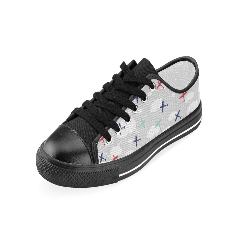 Airplane cloud grey background Women's Low Top Canvas Shoes Black