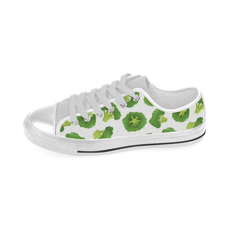 Cute broccoli pattern Men's Low Top Shoes White