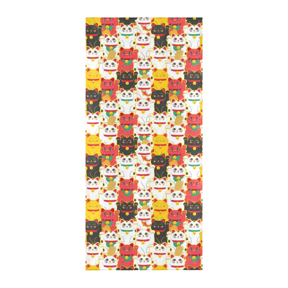 Colorful Maneki neko cat pattern Beach Towel