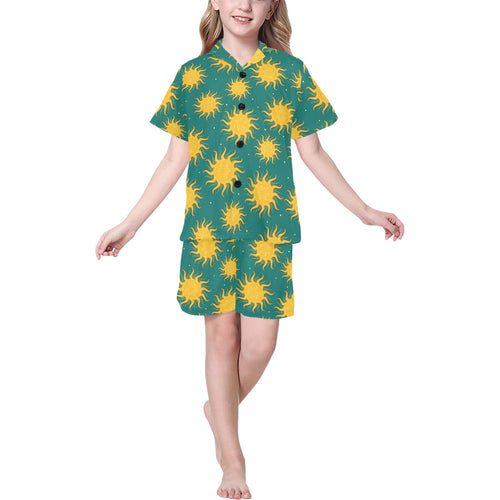 Sun green background Kids' Boys' Girls' V-Neck Short Pajama Set