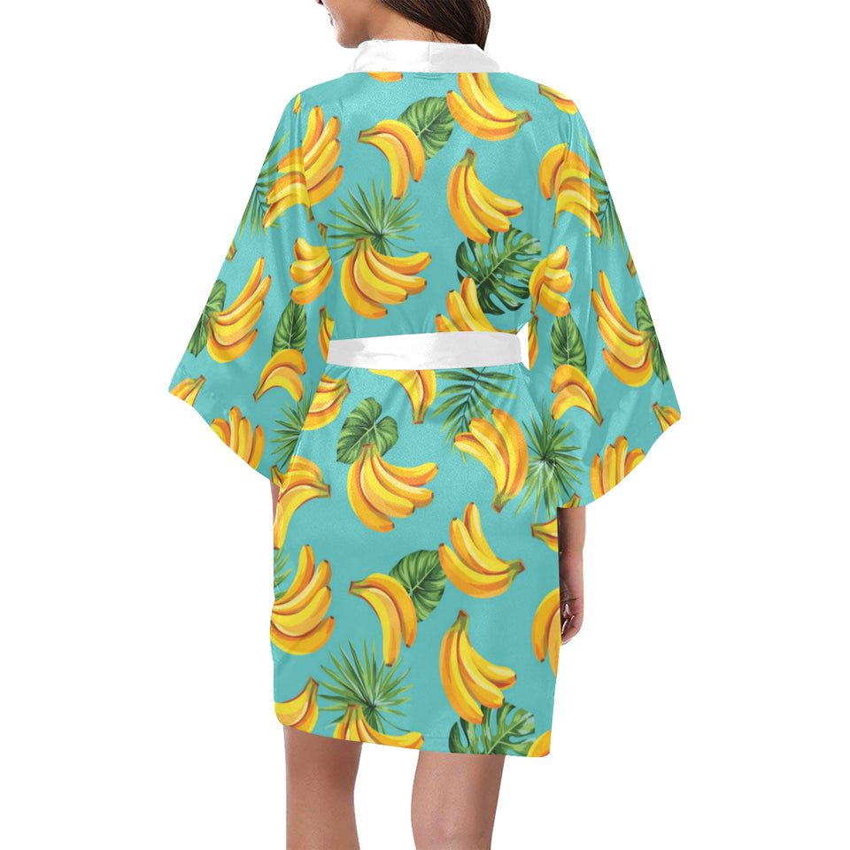 Banana Palm Leaves pattern background Women's Short Kimono Robe