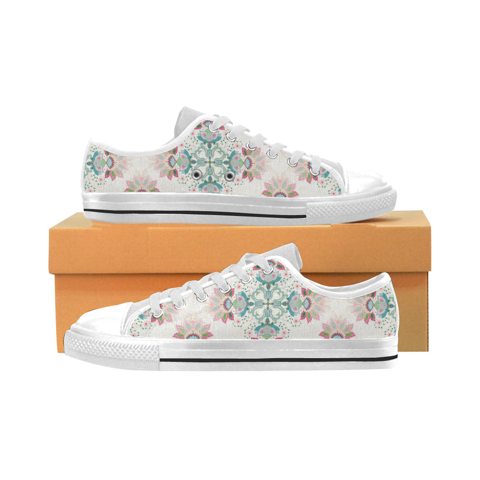 Square floral indian flower pattern Men's Low Top Canvas Shoes White