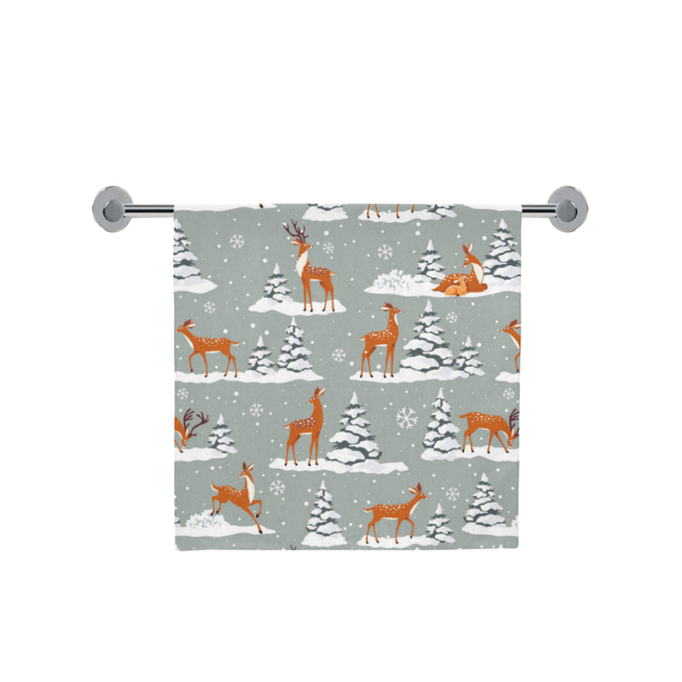 Beautiful deers Winter Christmas Bath Towel