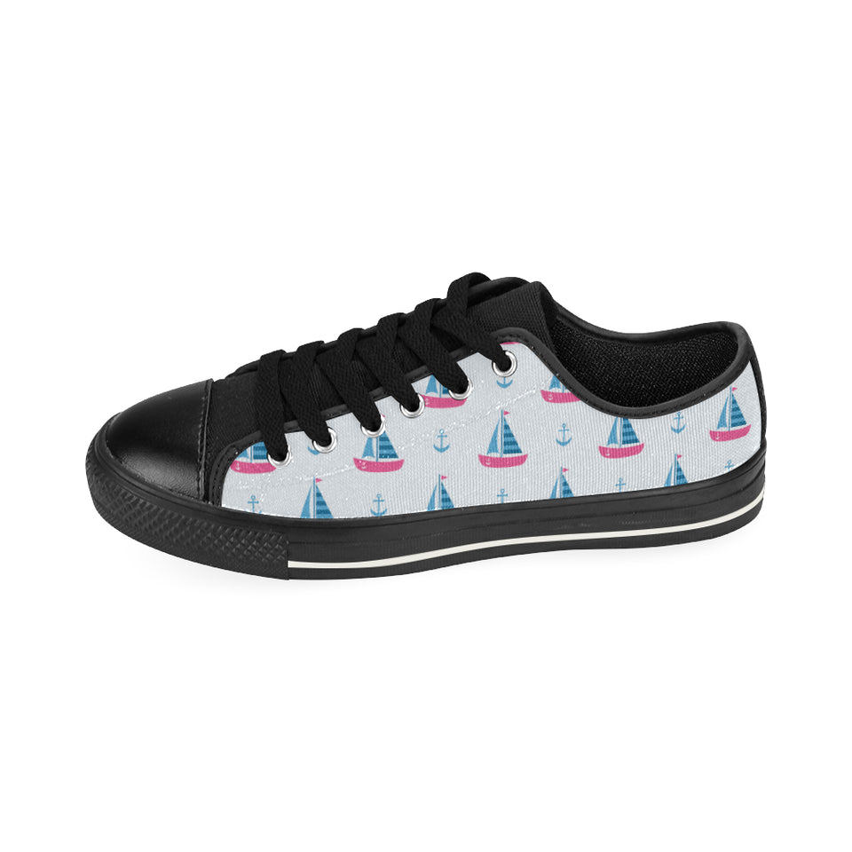 Sailboat anchor pattern Men's Low Top Canvas Shoes Black