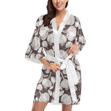 Garlic bulb dark background Women's Short Kimono Robe