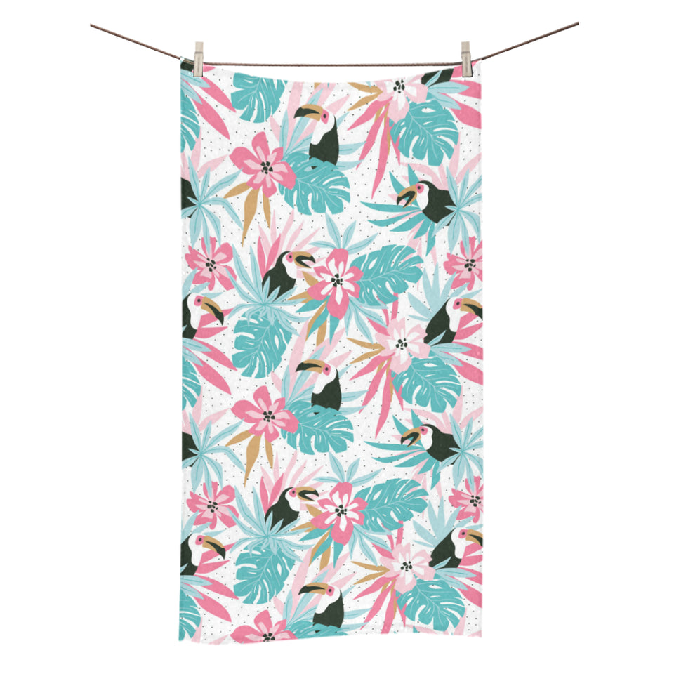 Toucan tropical flower leave pattern Bath Towel