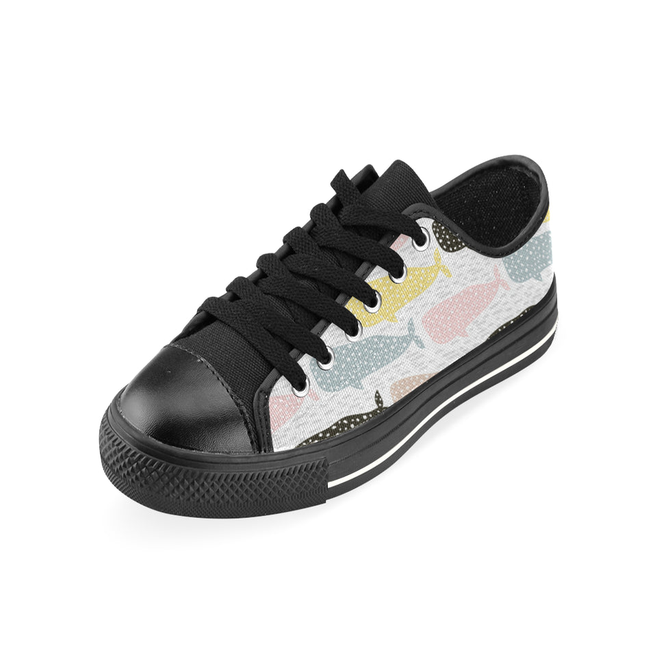 Whale dot pattern Men's Low Top Canvas Shoes Black