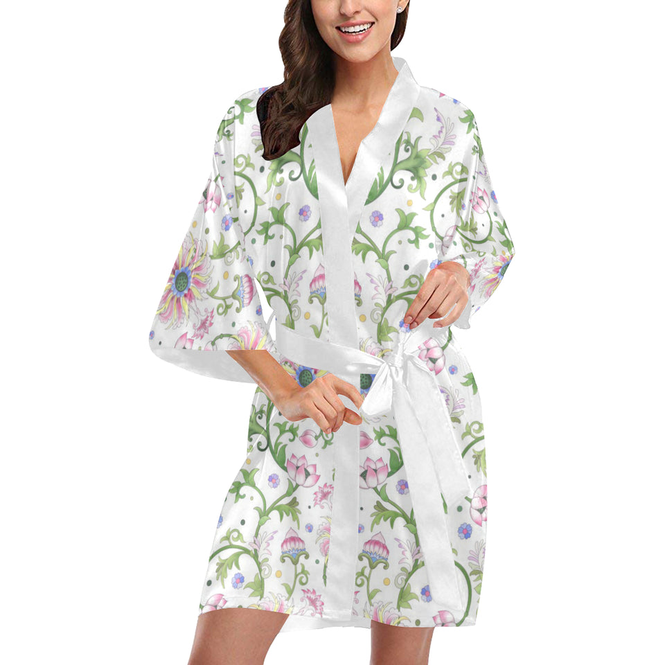 Beautiful pink lotus waterlily leaves pattern Women's Short Kimono Robe