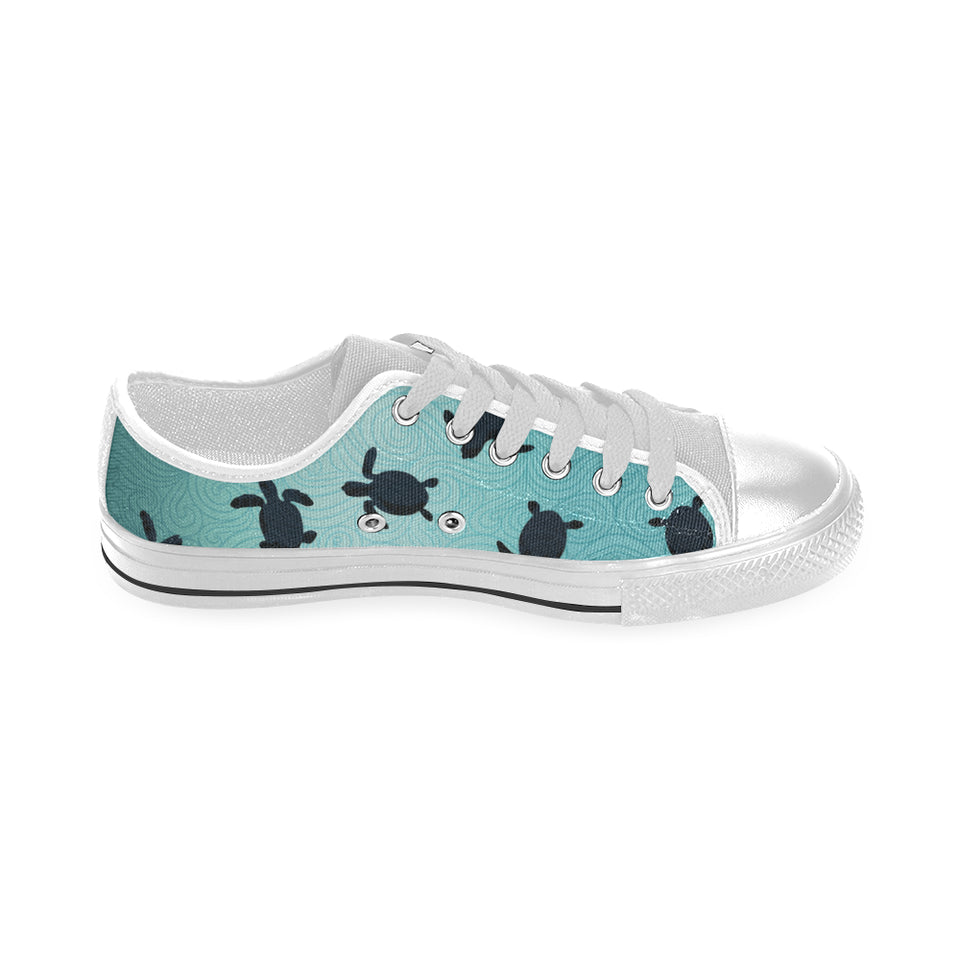 Sea turtle with blue ocean backgroud Men's Low Top Shoes White
