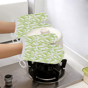 Green Peas Pattern Print Design 03 Heat Resistant Oven Mitts