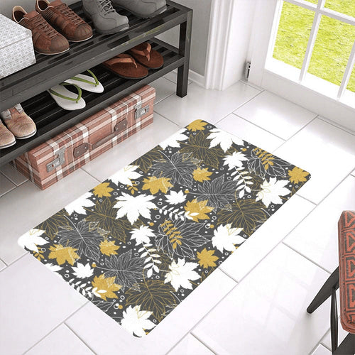 Beautiful gold autumn maple leaf pattern Doormat