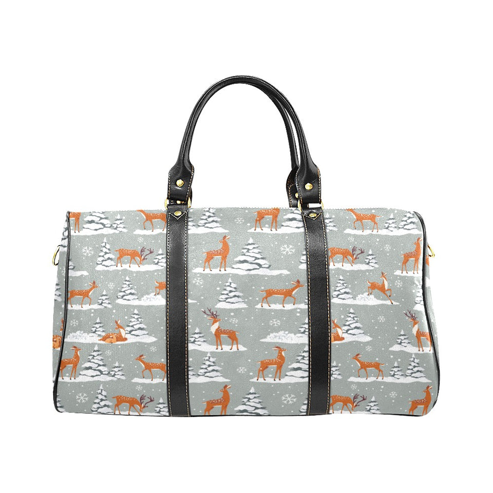 Beautiful deers Winter Christmas Travel Bag