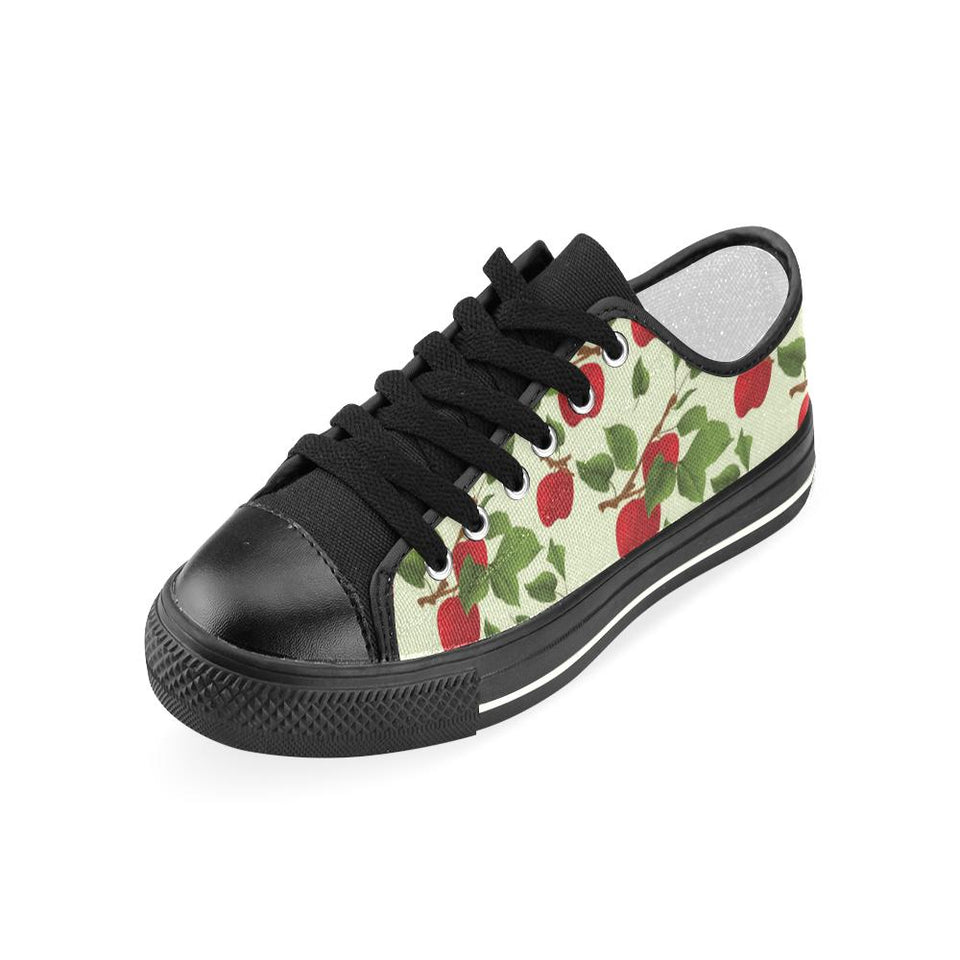 Red apples leaves pattern Kids' Boys' Girls' Low Top Canvas Shoes Black