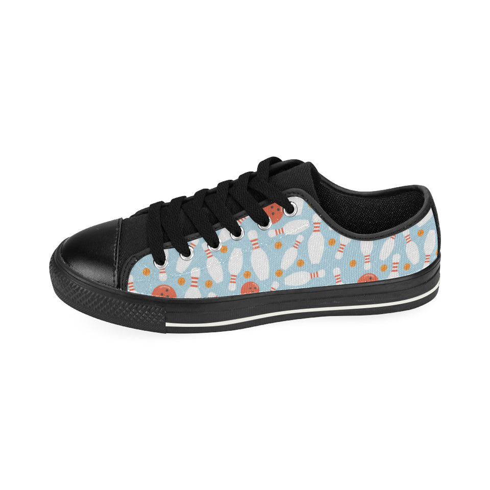 Bowling ball bowling pins blue blackground Men's Low Top Canvas Shoes Black