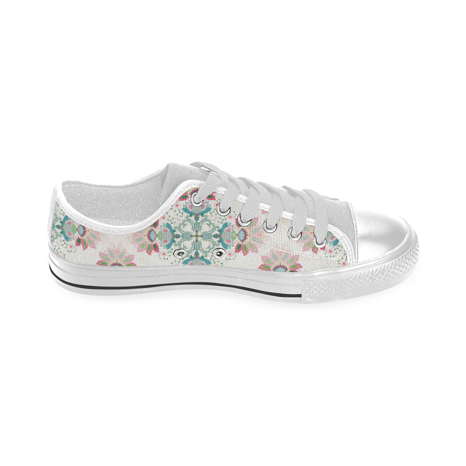 Square floral indian flower pattern Men's Low Top Canvas Shoes White