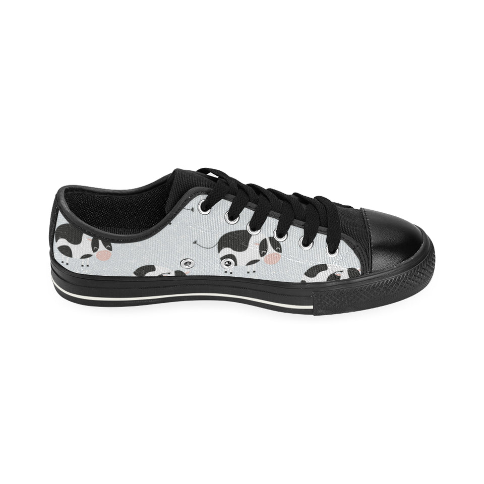 Cute cows pattern Men's Low Top Canvas Shoes Black