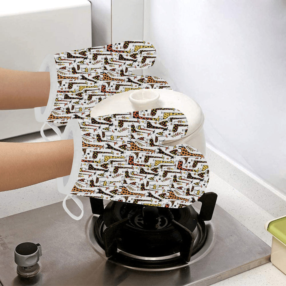 Giraffe Pattern Print Design 05 Heat Resistant Oven Mitts