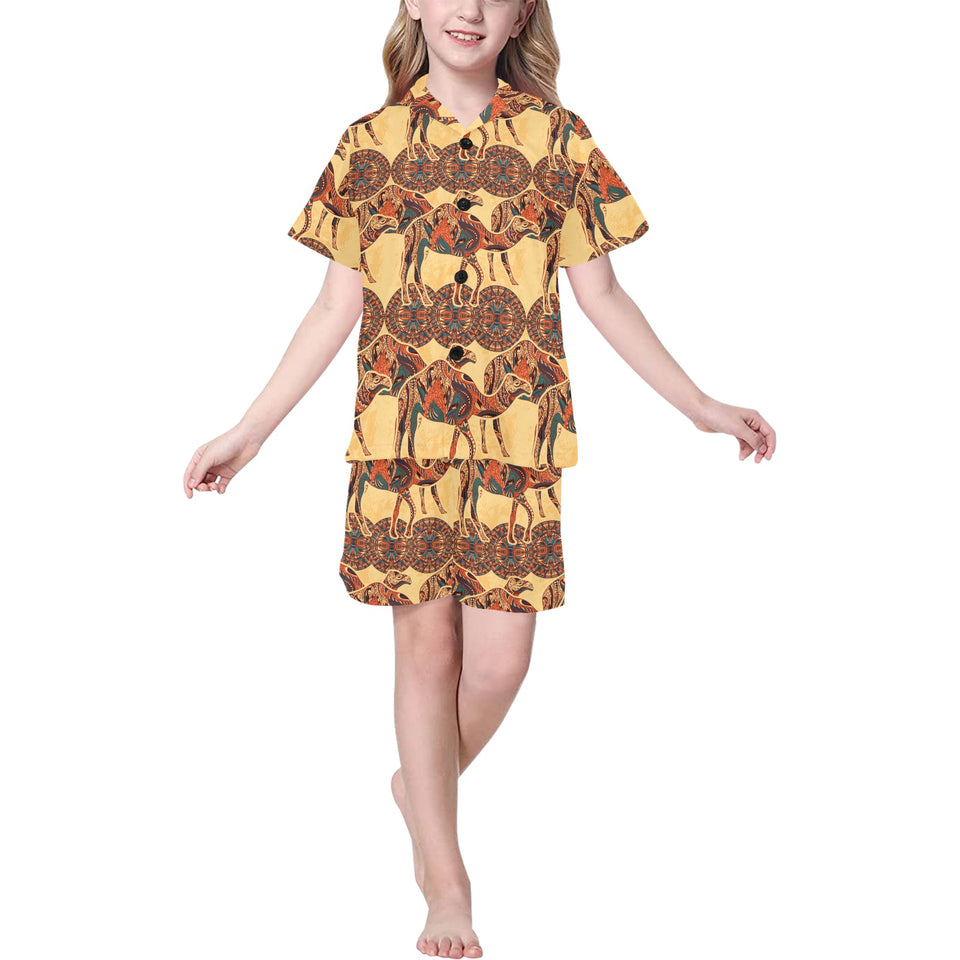 Camel polynesian tribal design pattern Kids' Boys' Girls' V-Neck Short Pajama Set