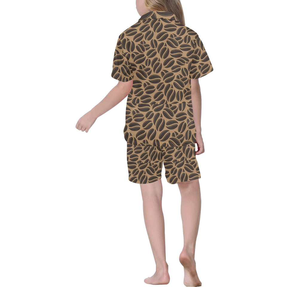 Coffee bean on brown background Kids' Boys' Girls' V-Neck Short Pajama Set