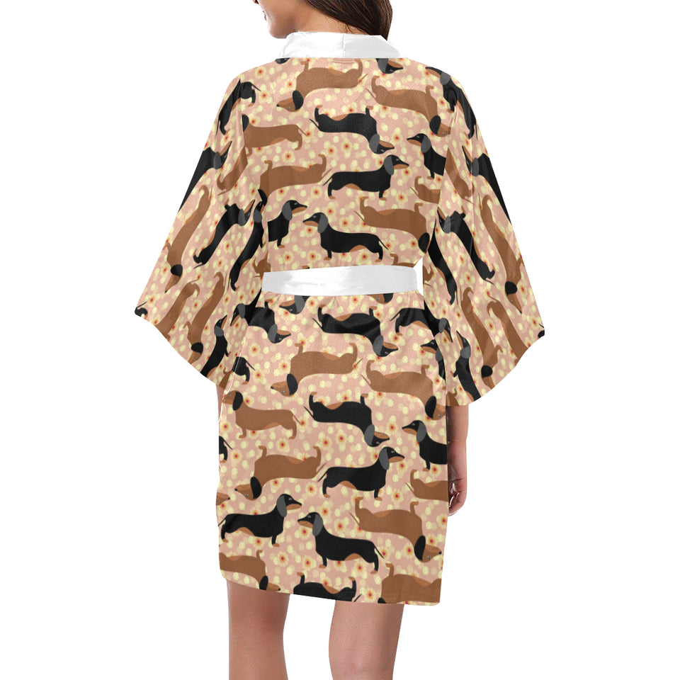 Dachshund floral background Women's Short Kimono Robe