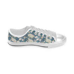 Sea turtle Polynesian Tribal design pattern Men's Low Top Shoes White