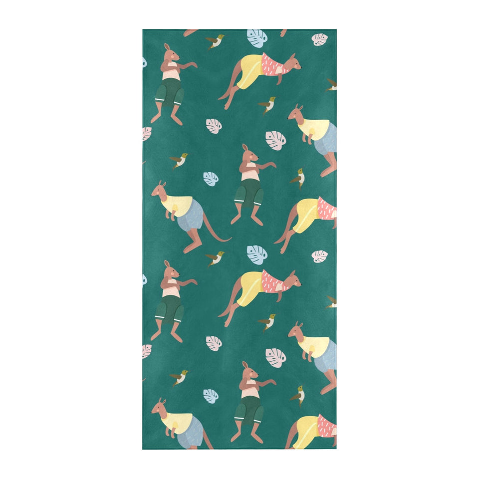 Kangaroo leaves pattern Beach Towel