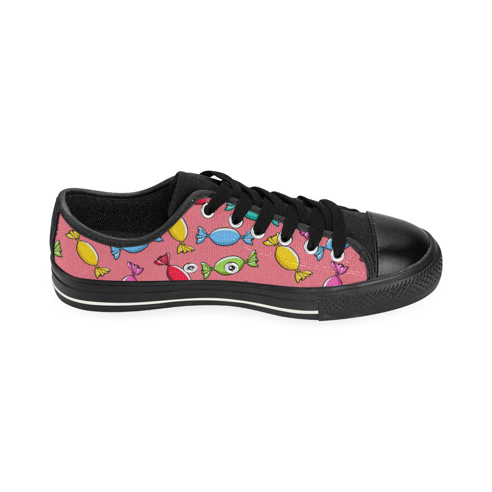 Colorful wrapped candy pattern Men's Low Top Canvas Shoes Black