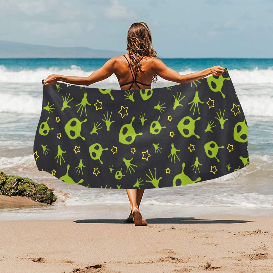 Alien Pattern Print Design 02 Beach Towel