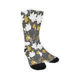 Beautiful gold autumn maple leaf pattern Crew Socks