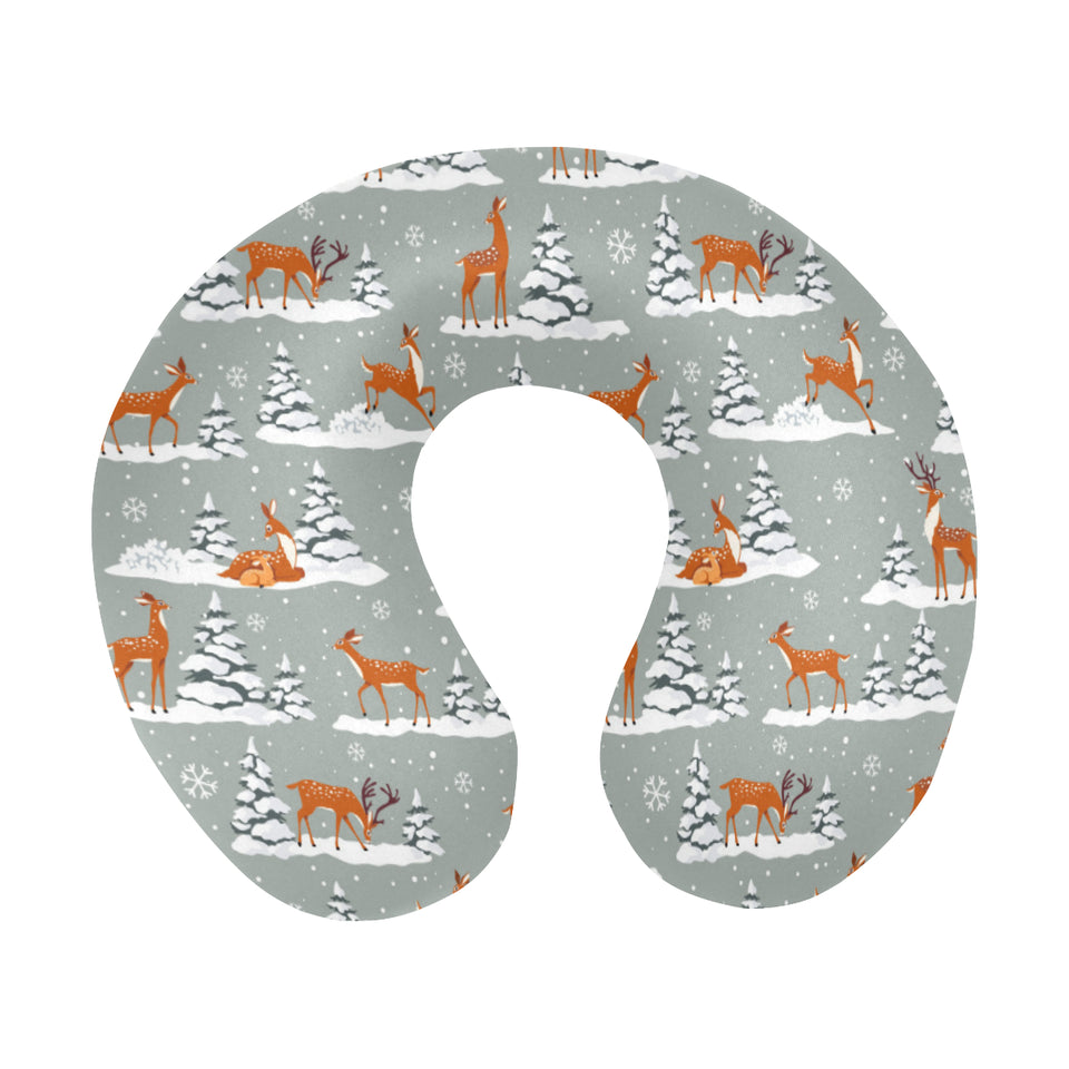 Beautiful deers Winter Christmas U-Shaped Travel Neck Pillow