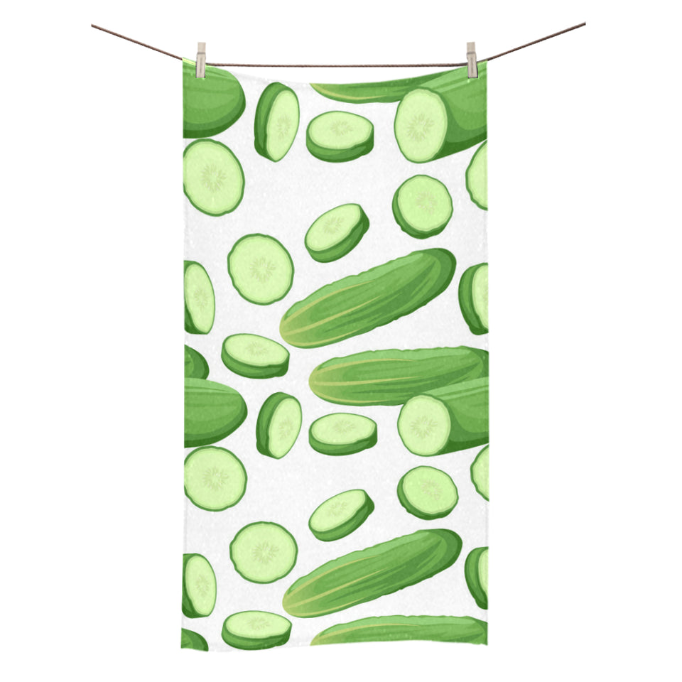 cucumber whole slices pattern Bath Towel