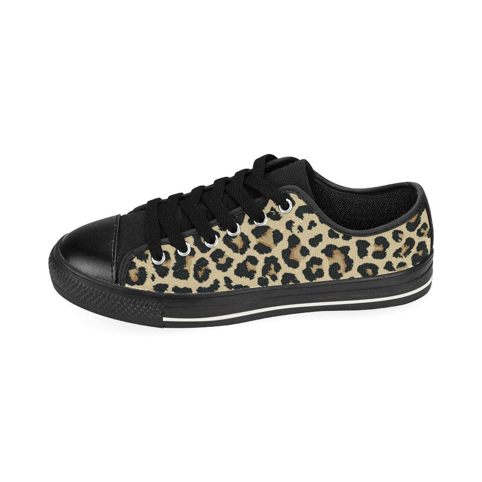 Leopard print design pattern Men's Low Top Canvas Shoes Black